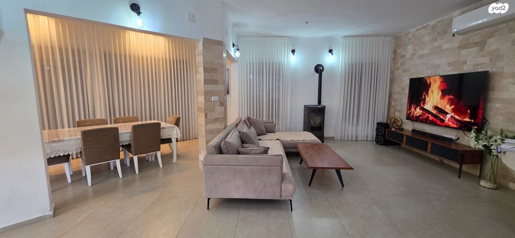 בית פרטי/ קוטג', ברקת, נווה אורנים, צפת