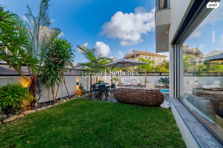 בית פרטי/ קוטג', שלום לחמי, טירת שלום, נס ציונה