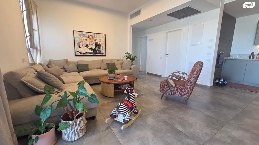 דירה, אריאל שרון 10, סיטי, גבעתיים