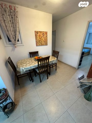 דירה, דניה, רחובות