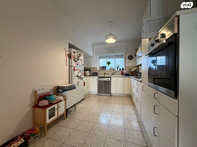 דירה, טשרניחובסקי, גבעת הורדים, רסקו, ירושלים