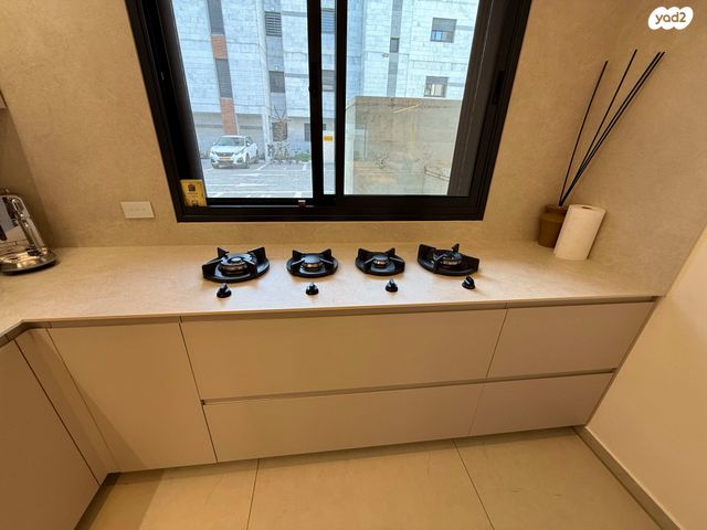 דירת גן, כרמי גת, קרית גת