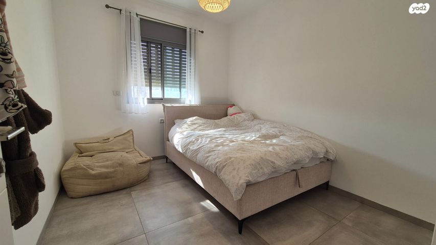 דירה, אליהו גולומב, שיכון עובדים, טבריה