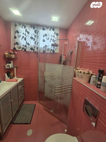 דו משפחתי, מרווה, כרמיאל