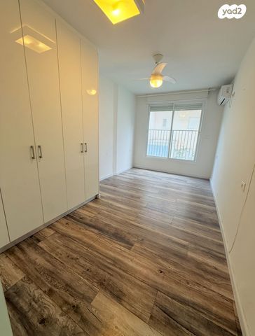 דירה, שדרות ח"ן, ב' / צפון מערב העיר, רחובות