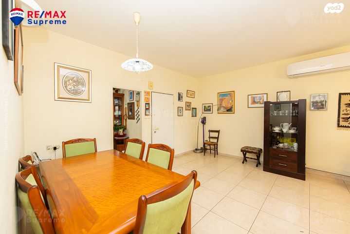 דירה, יהונתן נתניהו, אביבים, קרית מוצקין