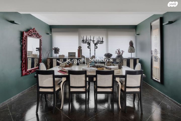 דופלקס, אלכסנדר סשה ארגוב, המשתלה, תל אביב יפו