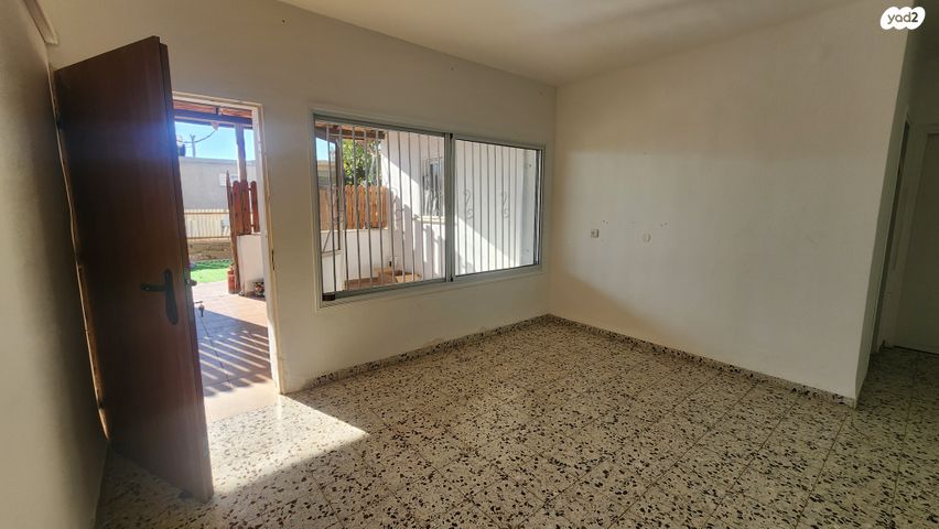 דירת גן, שפרינצק, דרום, צפת