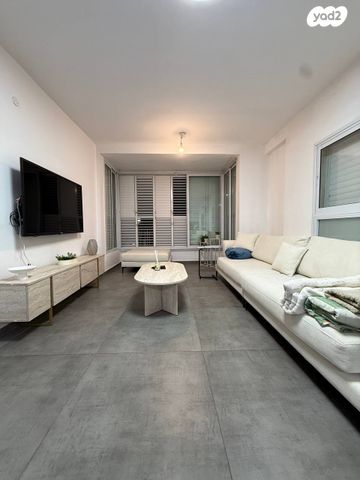 דירה, חיים וייצמן, מרכז, קרית עבודה, חולון