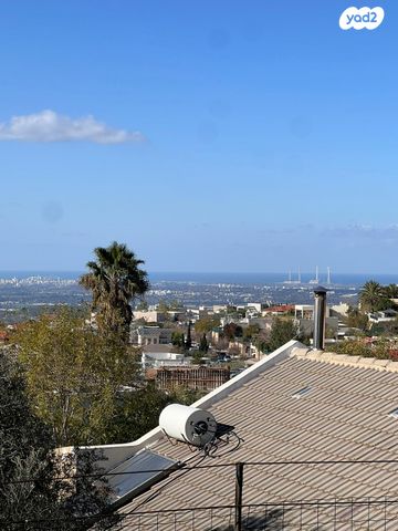 בית פרטי/ קוטג', היקב, קציר, קציר
