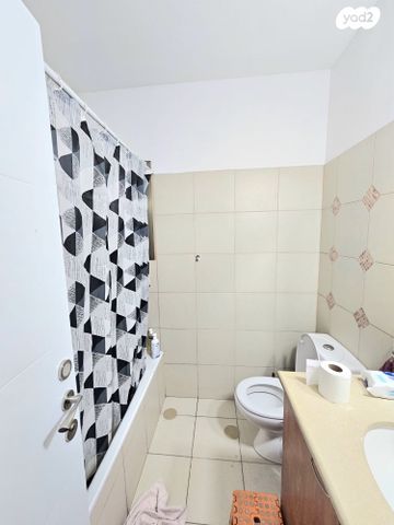 דירה, שאול המלך, אונו הירוקה, קרית אונו