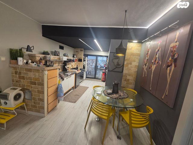 דו משפחתי, מרווה, כרמיאל