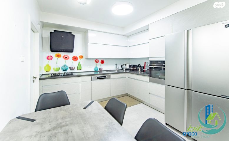 דירה, רבי יהודה הנשיא, פתח תקווה