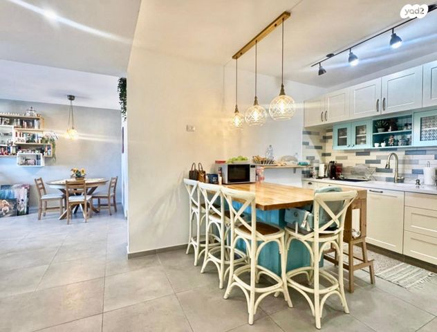 דירה, מבשרת ציון