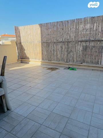 דופלקס, עץ השדה 38, אדמית / יערית, שלומי