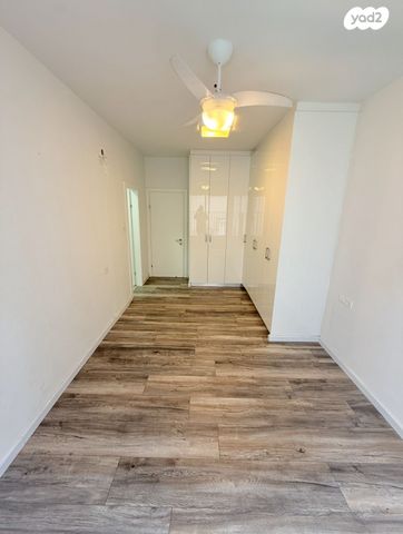 דירה, שדרות ח"ן, ב' / צפון מערב העיר, רחובות