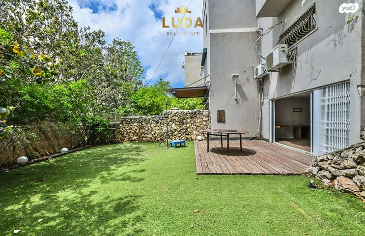 דו משפחתי, אליהו מפרארה, תל אביב יפו