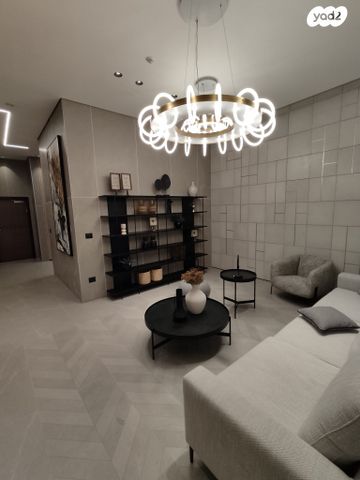 אהרון אייזנברג 