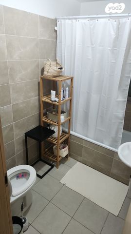 דירה, חיים חפר, הרקפות, ראשון לציון