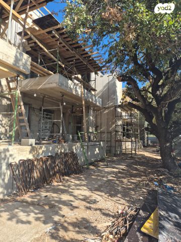 גג/ פנטהאוז, כצנלסון 9, קרית עמל, קרית טבעון