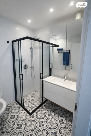 דירה, אריאל שרון 10, גבעתיים