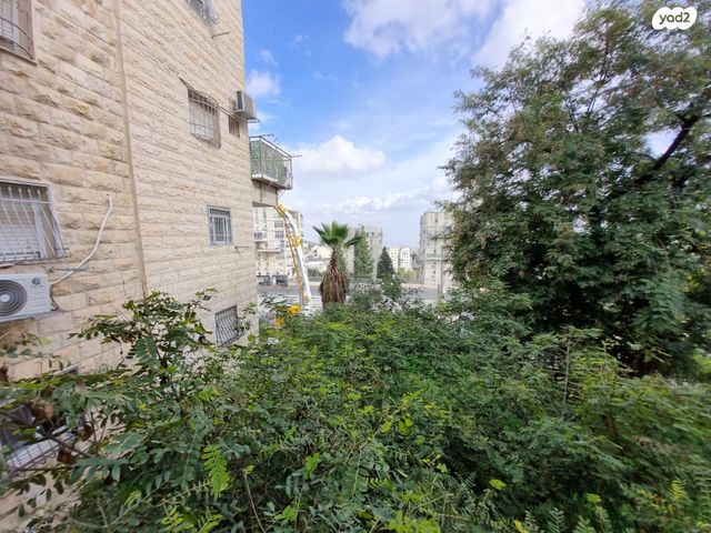 דירה, הרב פנחס א.וסרמן, נווה יעקב, ירושלים