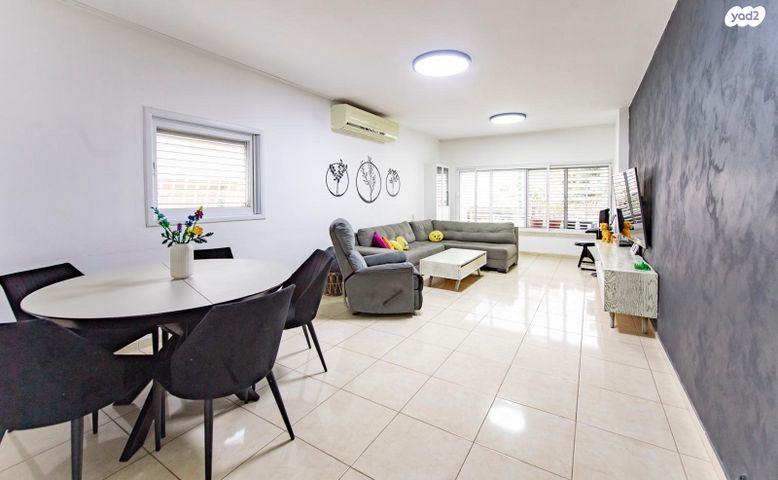 אוסטשינסקי 