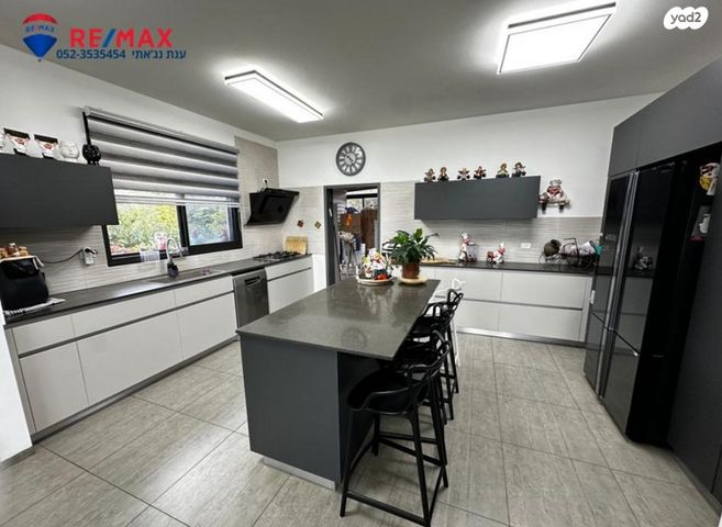 בית פרטי/ קוטג', פרוד