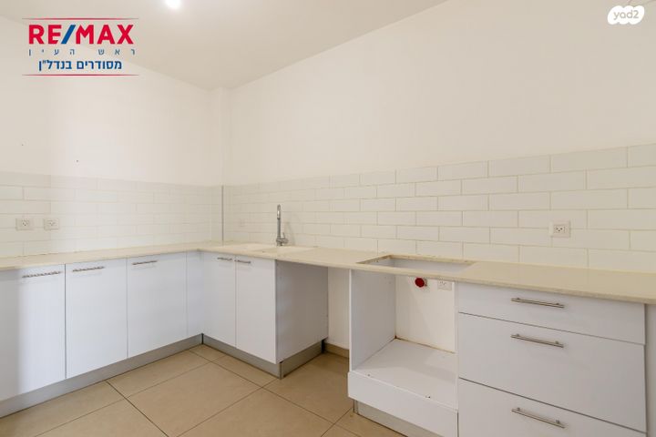 דירה, אליהו הנביא 54, פסגות אפק, ראש העין