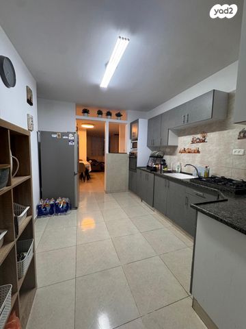 דירה, גרשון שופמן, נווה זאב, נאות אילן, באר שבע