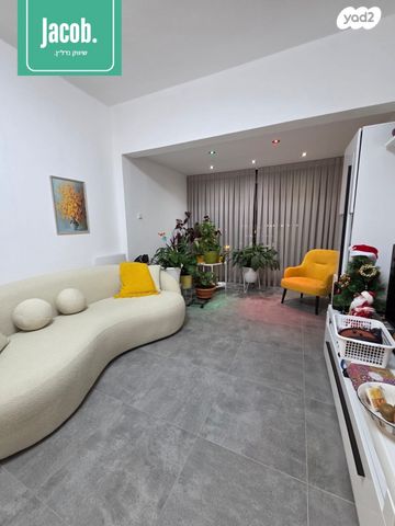 דירה, דוד רזיאל, תל עמל, חיפה