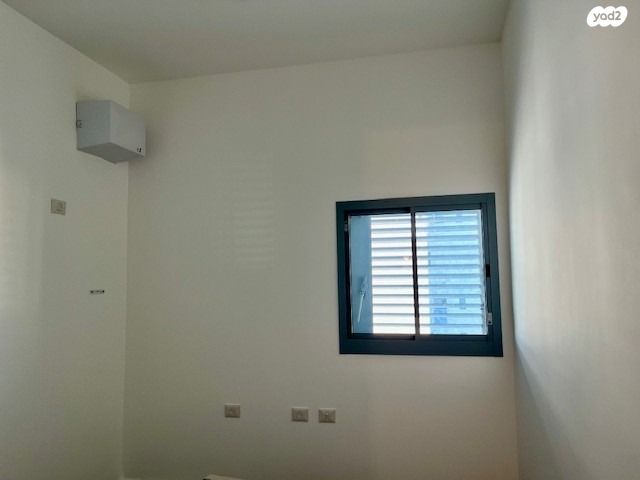 גג/ פנטהאוז, ש"י עגנון, שיכון רסקו, קרית אונו