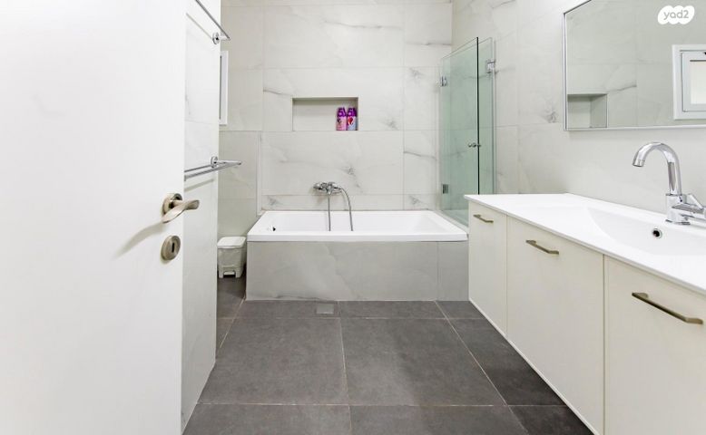 דירה, אוסטשינסקי, פועלים א, כפר סבא