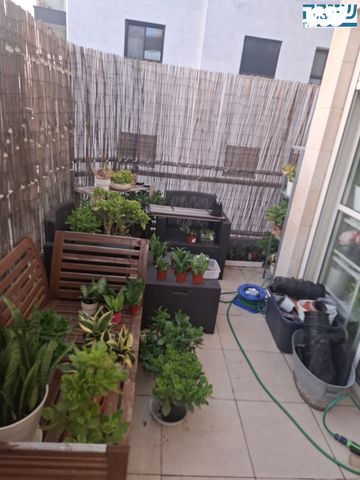 דירה, הרימון, ב' / צפון מערב העיר, רחובות