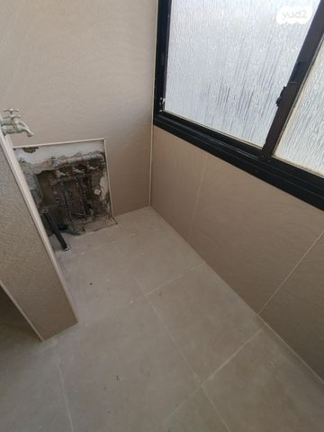 דירה, קריניצי, רמת גן