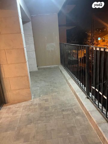 דירה, יוסף אהרונוביץ', נווה רמז, חולון