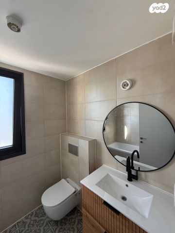 דירה, משגב עם 4, קרית שלום, תל אביב יפו