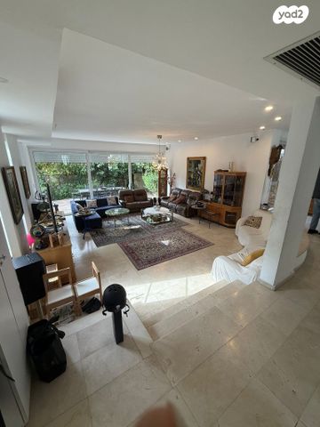 דו משפחתי, שכונת הותיקים, רמת גן