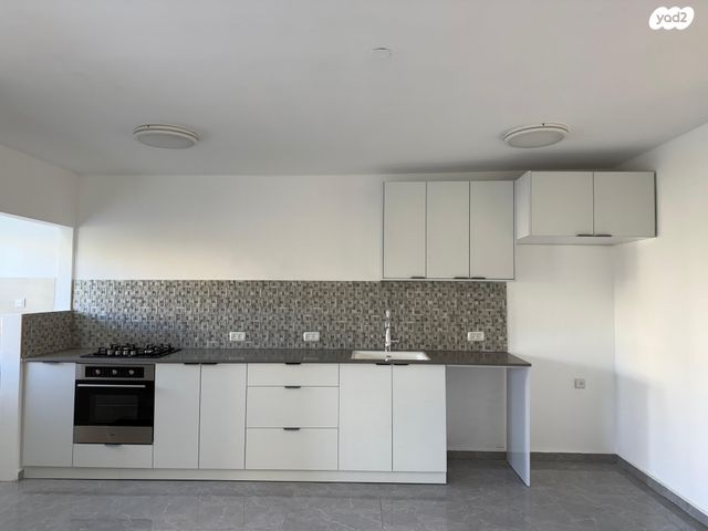 דרך עכו חיפה 176