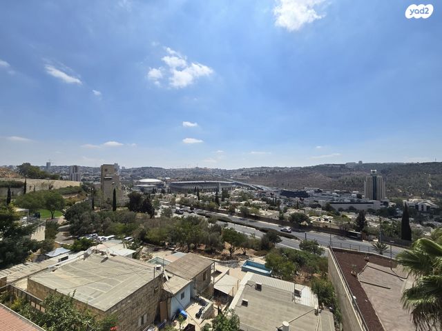 דירת גן, ברכה צפירה, רמת שרת, ירושלים