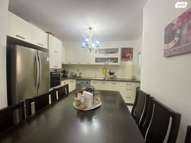 דירה, יעקב דורי, גלי הים, נתניה