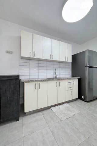 דירה, אקסודוס 1066, דימונה