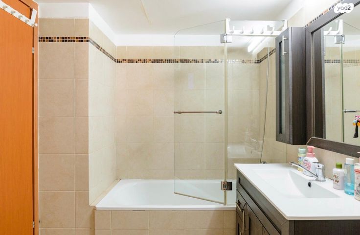 דירה, הגוש הגדול, רמת אביב החדשה, נופי ים, תל אביב יפו