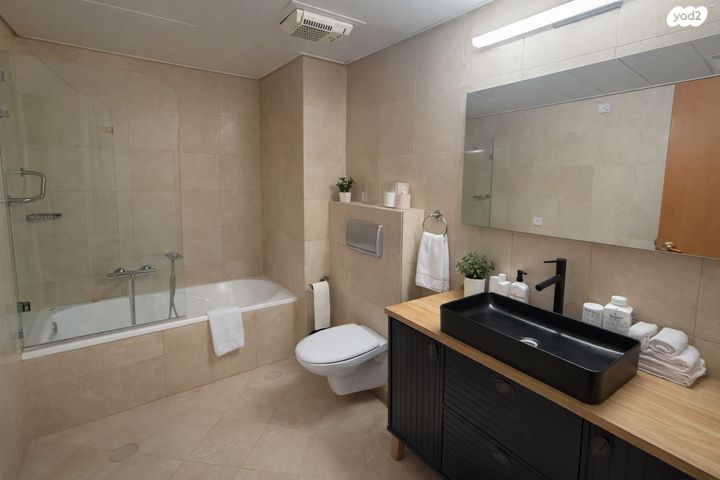 דירת גן, הרצליה פיתוח, הרצליה