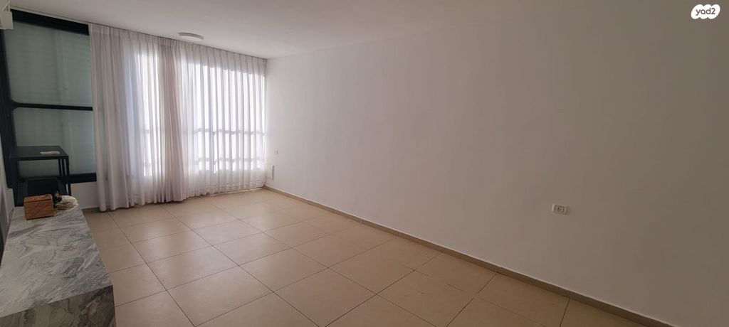 דירה, התפוז, כפר סבא