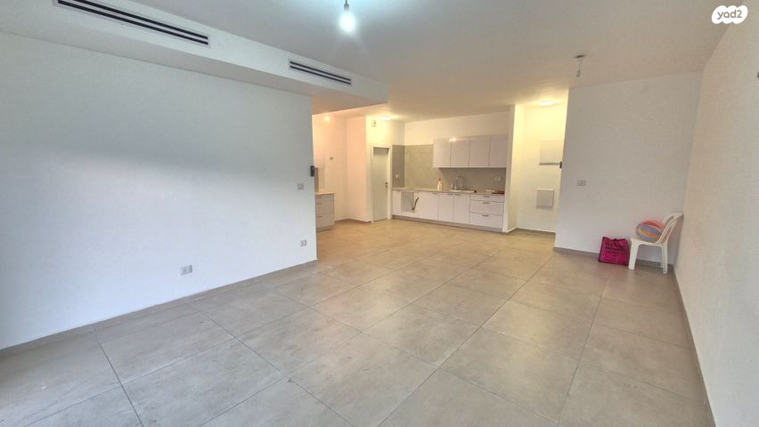 דירה, דרך ארץ, עיר היין, אשקלון