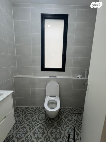 דירה, זכרון יעקב 11, תל אביב יפו