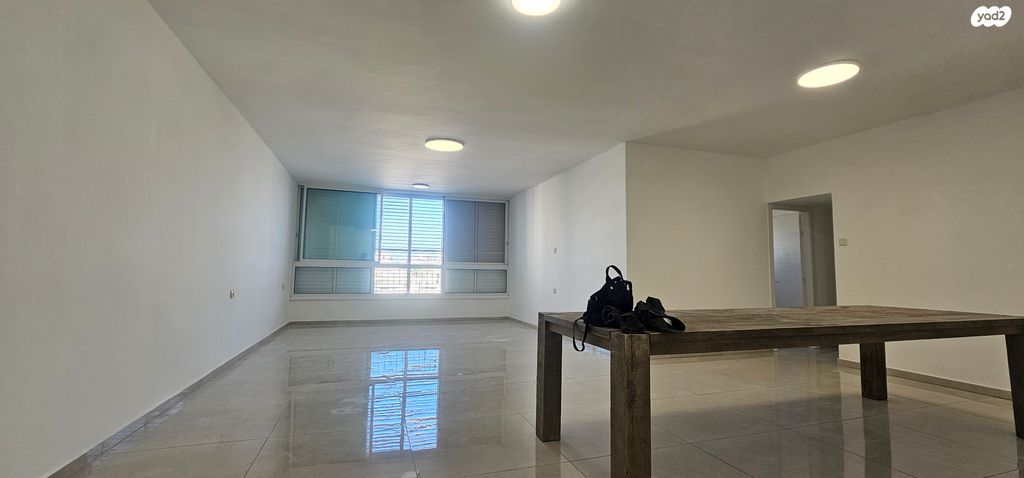 דירה, אוסישקין, רמת השרון