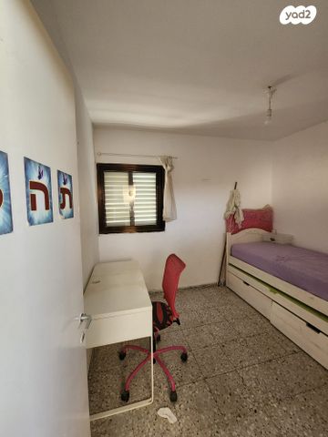 דירה, הראשונים, אור יהודה