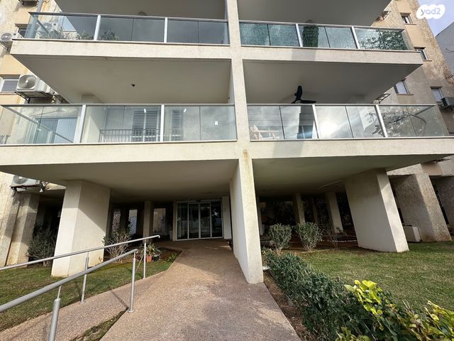 דירה, שדרות לוי אשכול, תל אביב יפו